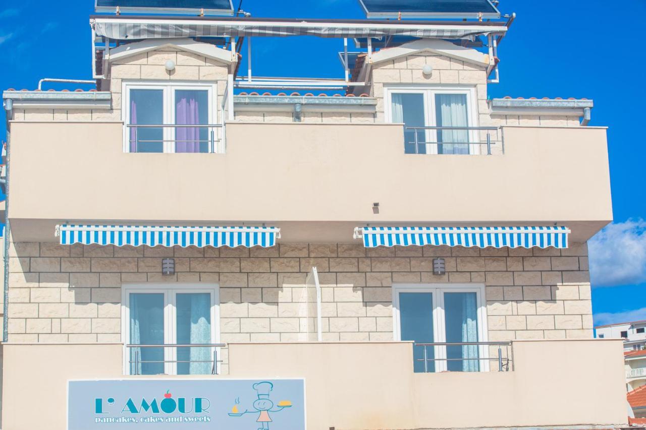 Apartmani Riva Рогозниця Екстер'єр фото