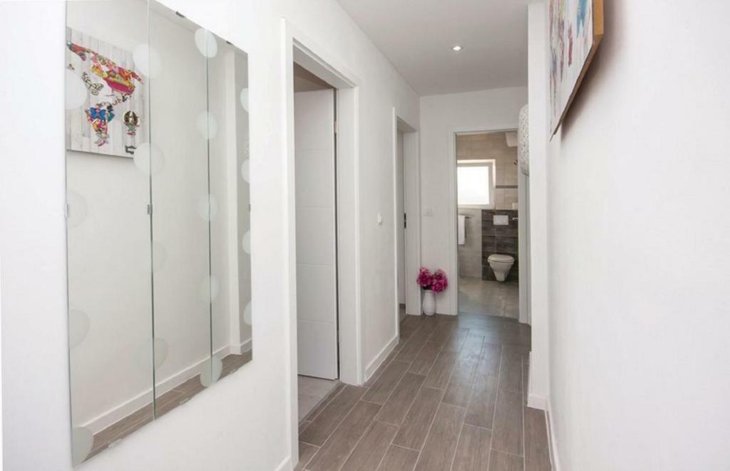 Apartmani Riva Рогозниця Екстер'єр фото