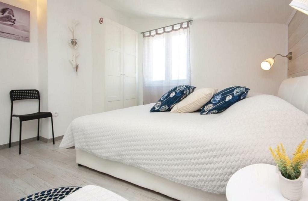 Apartmani Riva Рогозниця Екстер'єр фото