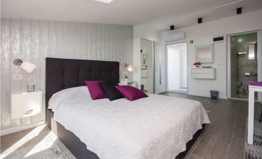 Apartmani Riva Рогозниця Екстер'єр фото