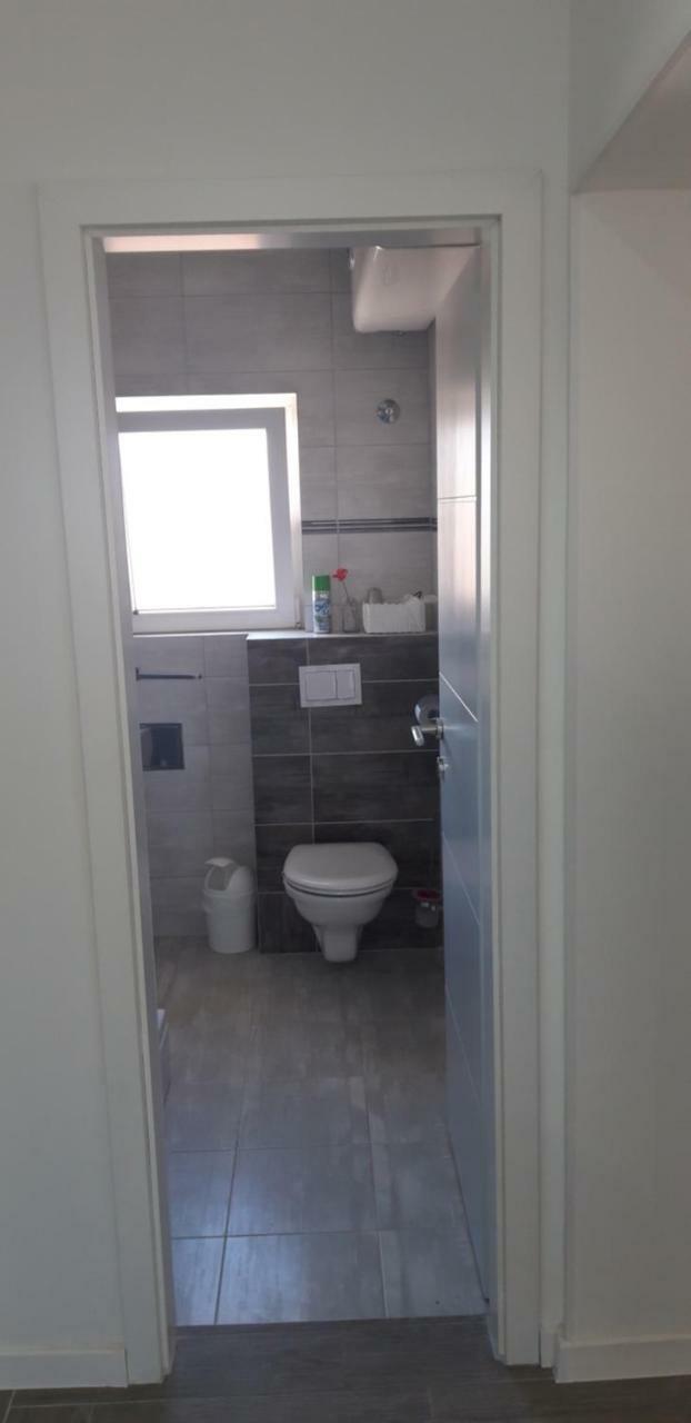 Apartmani Riva Рогозниця Екстер'єр фото